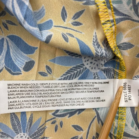 NWT Eloquii Floral Short Sleeve Dress Size 20 Yellow Pleated Black White Trim - Picture 9 of 9